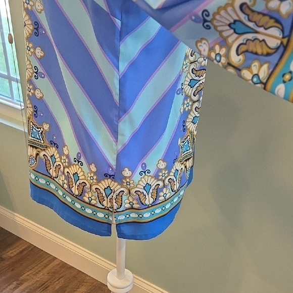 Bob Mackie Wearable Art Purple, Blue Gold And White Button-Down Tunic Women's M - Picture 6 of 10